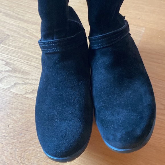 UGG Black Suede Sherpa Lined Tall Boots - Picture 10 of 15